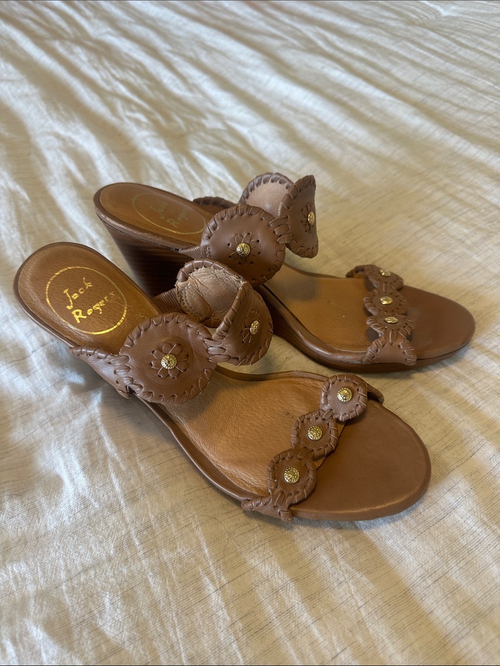 Jack Rogers Tan Leather Floral Medallion Heels
